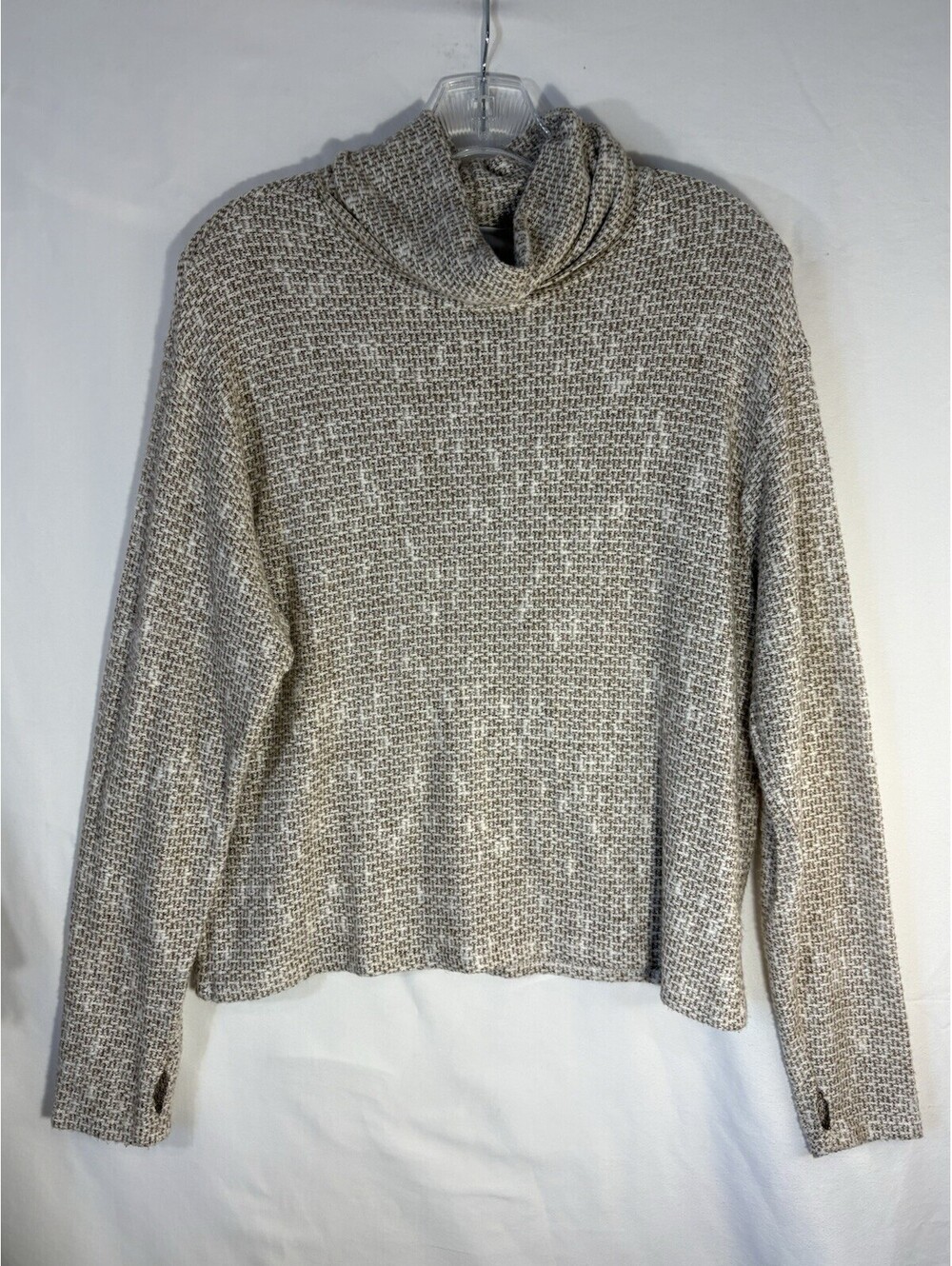Sadie & Sage Womens M Cowl Neck Textured Knit Thumb Holes Beige Made in USA